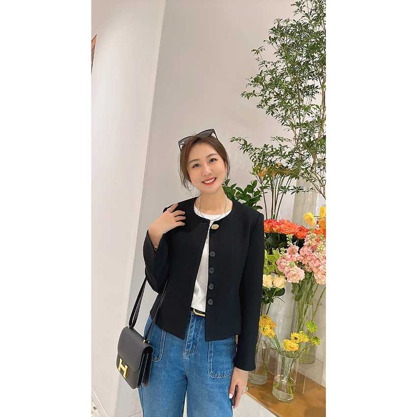 【王雯馨】“城市精灵” 轻奢 色织纹 异型纽扣 气质 外套