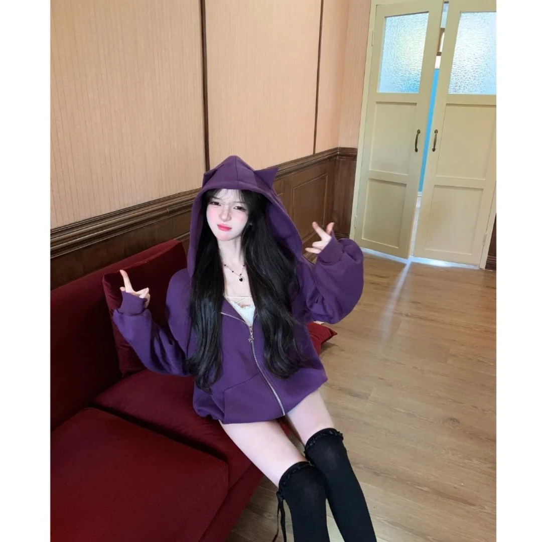 瑞茜•威瑟斯 小恶魔 万圣节限定后背翅膀连帽卫衣短裤套装