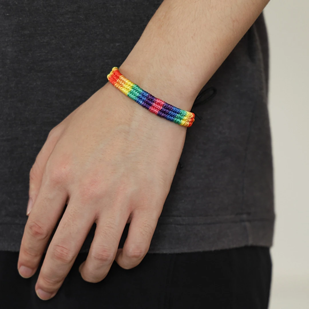 非金属布艺手链  轻奢彩绳手链六色彩虹编织手绳友谊手环男女情侣
