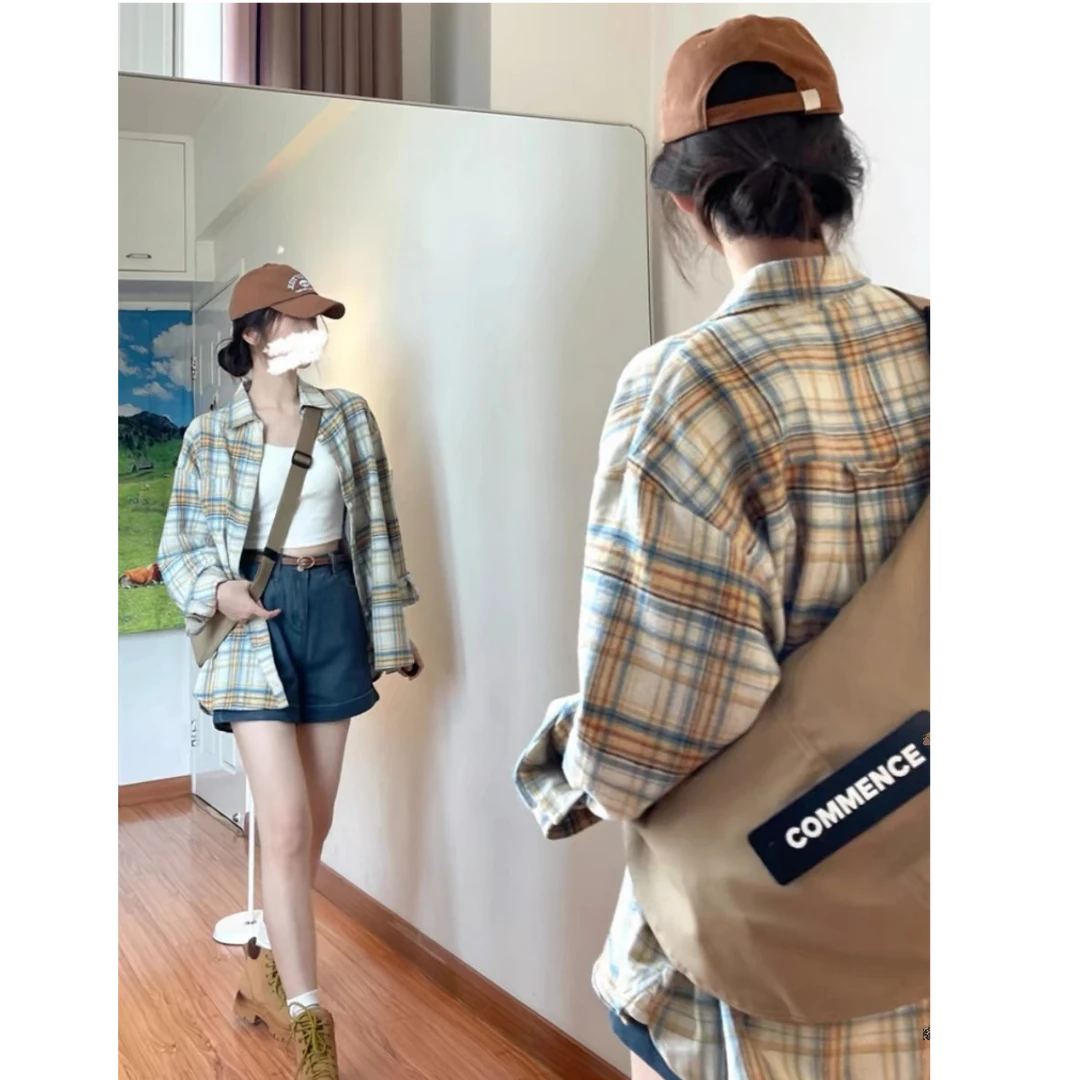 韩版休闲风格子衬衫女秋季新款时尚百搭宽松中长款衬衣外套上衣