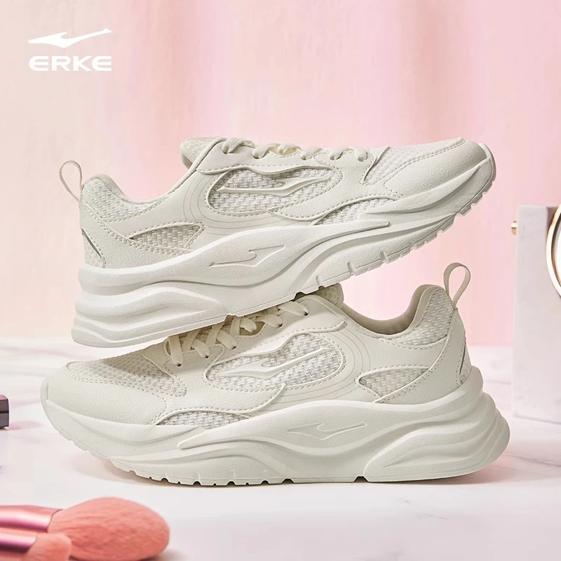 鸿星尔克惊影跑步鞋秋季新款网面休闲运动鞋软底减震跑鞋透气女鞋