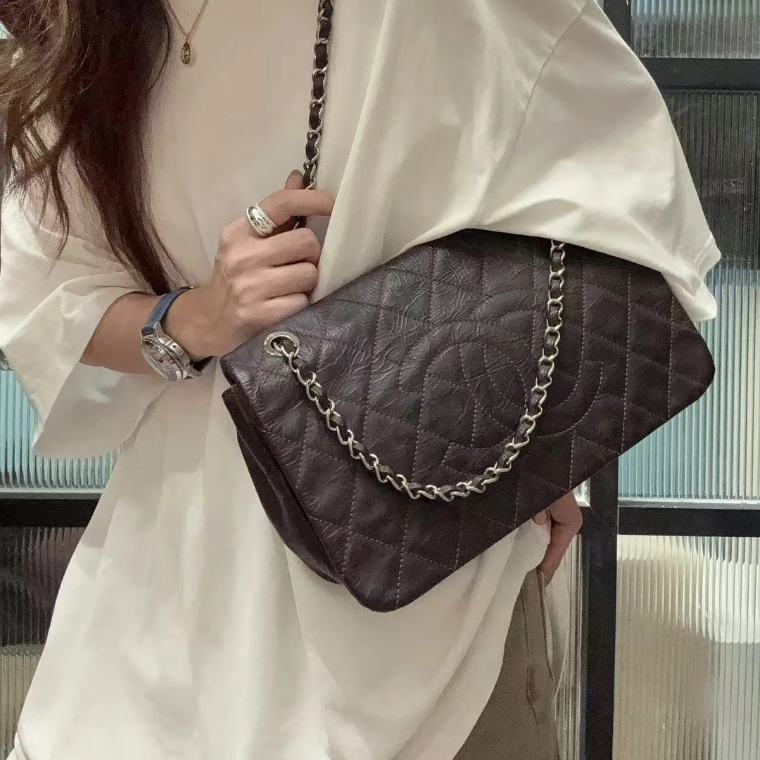 95新 Chanel/香奈儿 【蕾】7CC028 深棕色翻盖单肩包