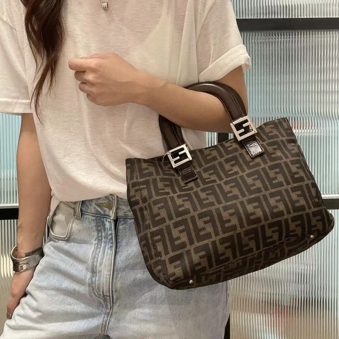 95新 FENDI/芬迪 NN0730 老花手拿包