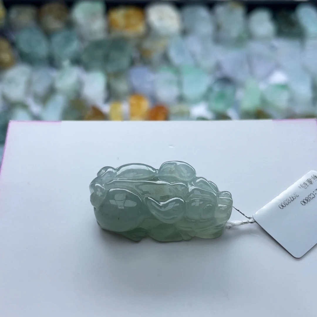 翡翠颈饰未镶嵌貔貅