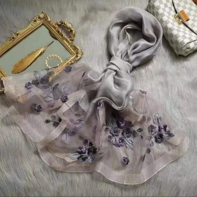 2024新款桑蚕丝绵羊毛围巾刺绣百搭丝巾新中式披肩【海棠花】灰色