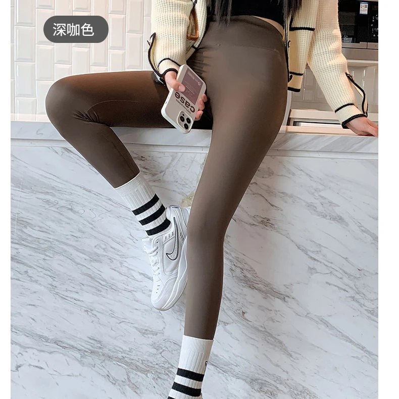 打底裤外穿显瘦瑜伽咖色高腰长裤提臀裸感弹力芭比裤鲨鱼裤运动裤