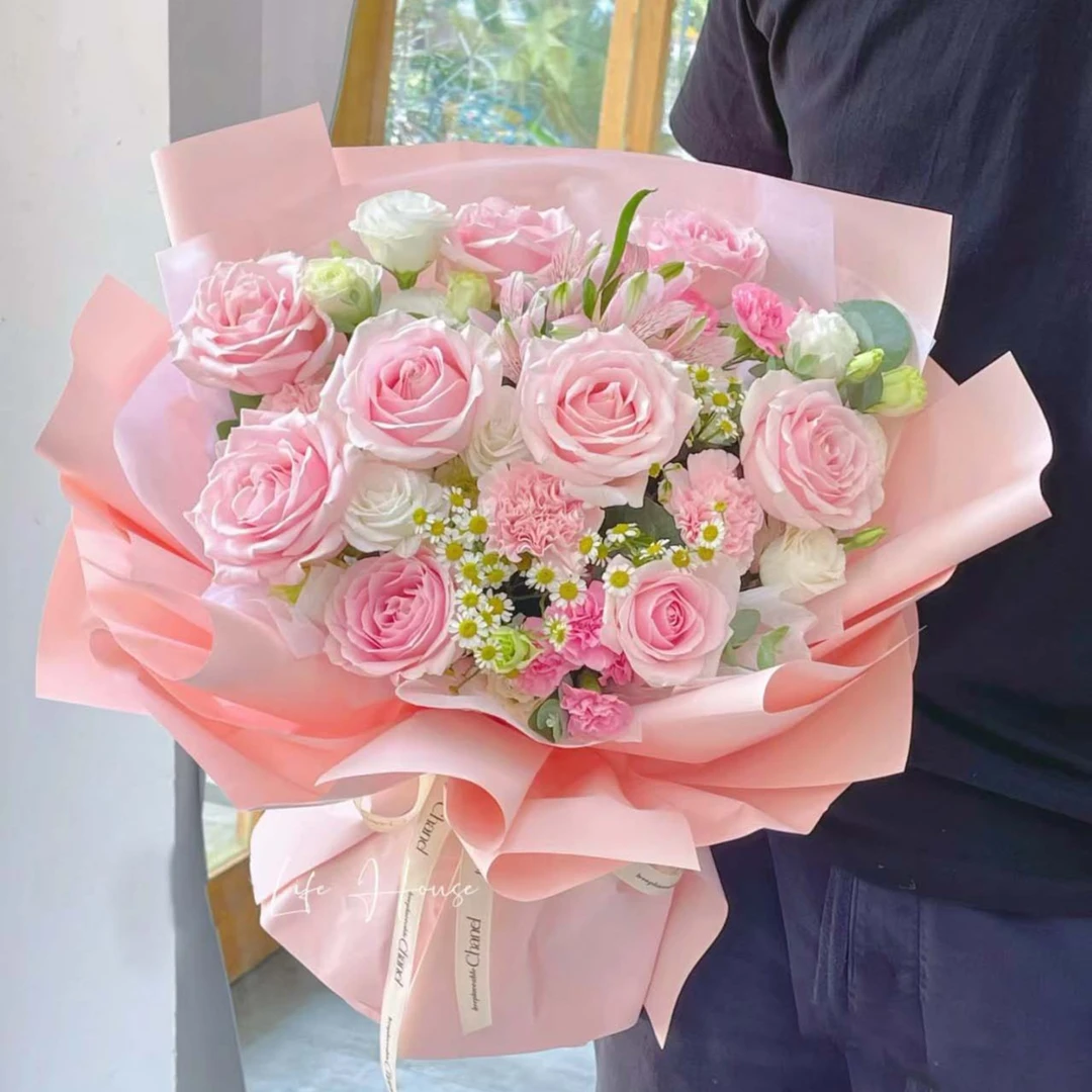【爱意满满】节日鲜花礼物9枝粉玫混搭桔梗康乃馨韩式花束3936款鲜花小时达同城配送送爱人送闺蜜花店送花上门