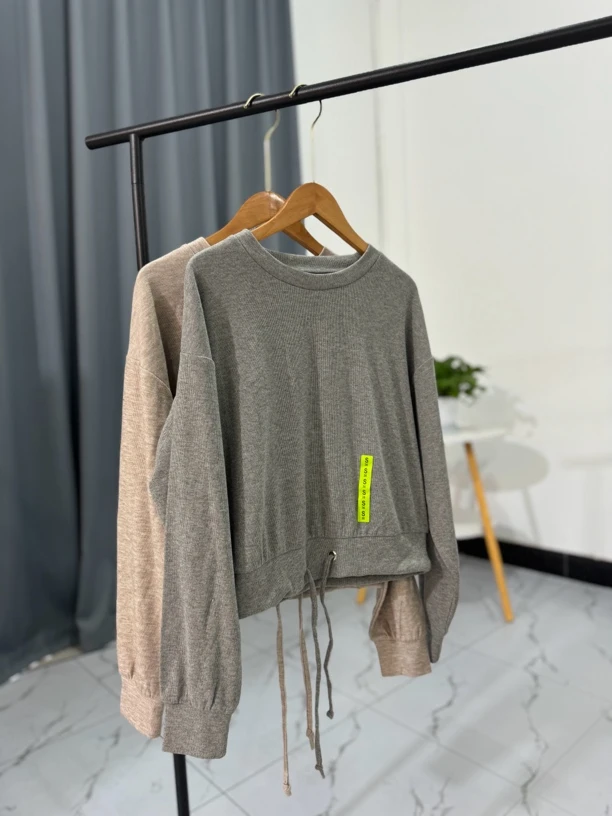 C0653秋季两色高腰抽绳圆领休闲T恤