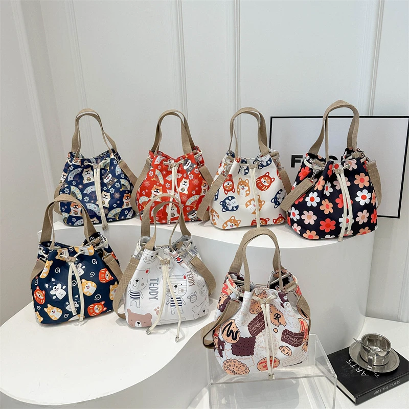 日系饭盒手提包午餐包便当包上班族手提小拎包单肩斜挎包防水背包