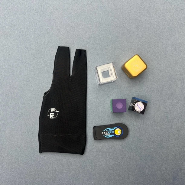 拍一发六HR普罗旺斯紫粉巧克夹台球手套中八九球