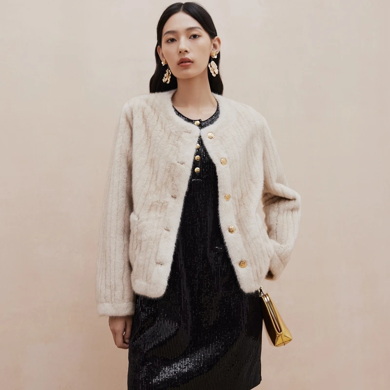 大雅家firststation经典圆领环保短款外套女24秋冬新款8630A