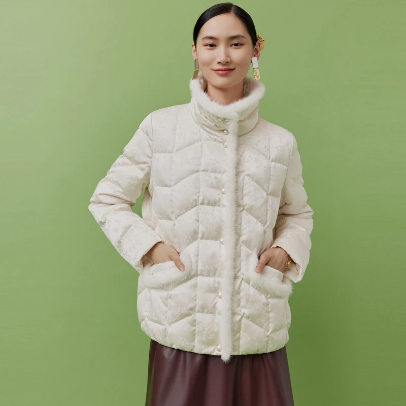 大雅家90白鸭绒时尚立领新中式提花保暖羽绒服女24秋冬新款Y132A