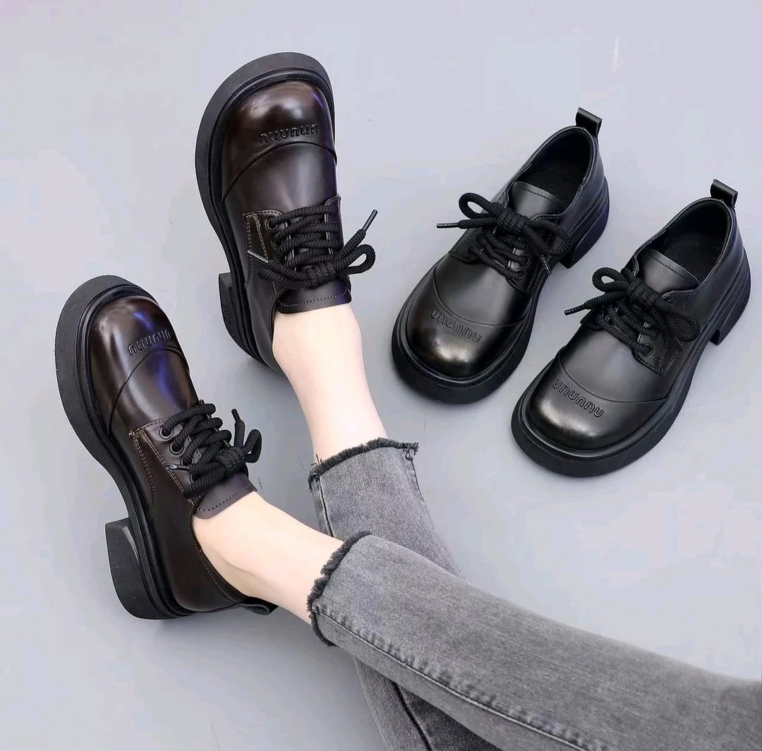 383女士秋款小皮鞋