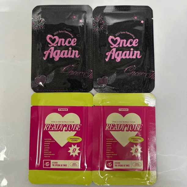 兔TWICE 演唱会随机卡 周边