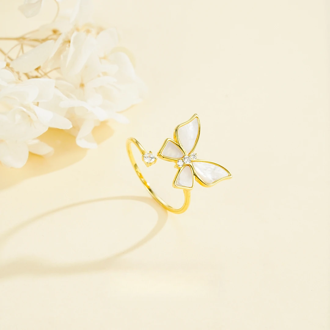 九乐 925银戒指 金色白贝蝴蝶镶锆戒指A