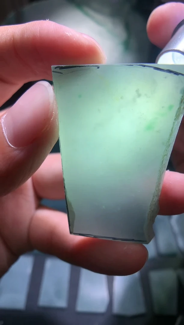 【闪购商品】定制翡翠未镶嵌A1嫦娥