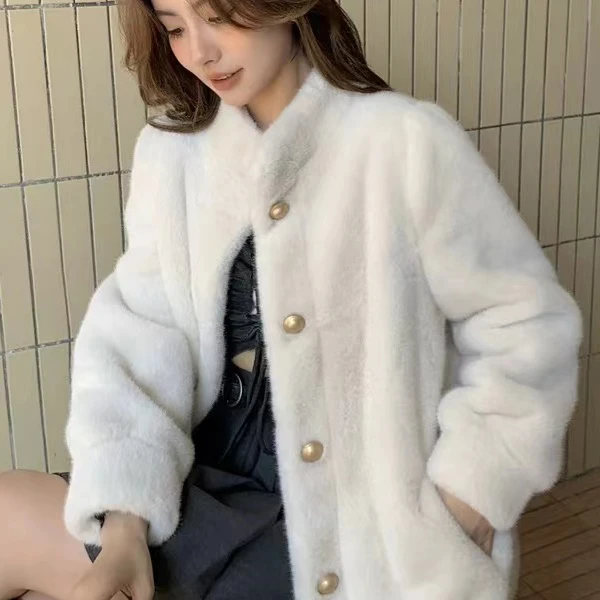 AMYSURE爱米修时尚高领圆扣长外套23045