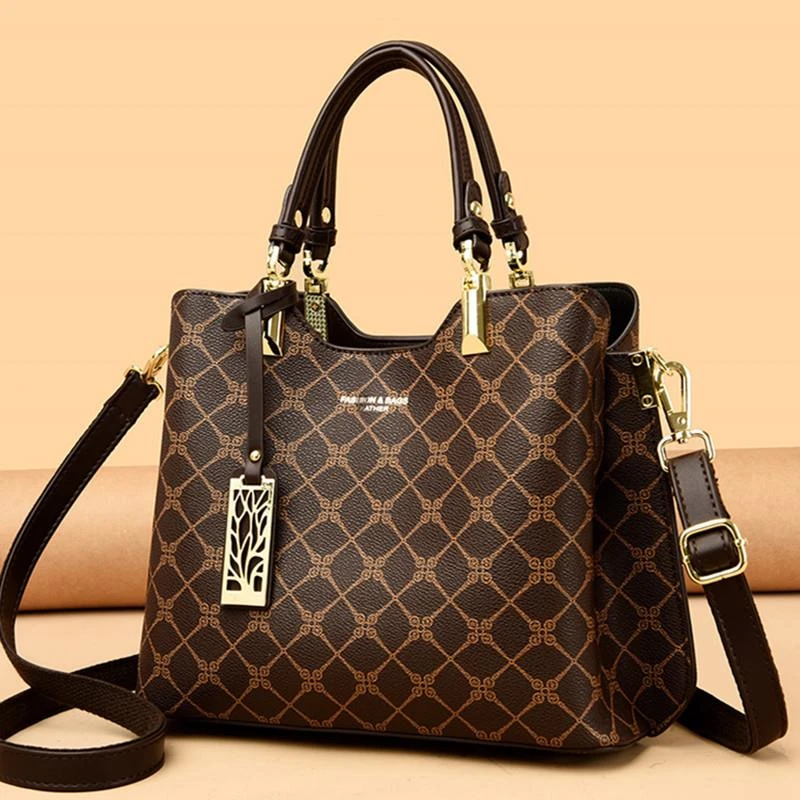 米琦袋鼠中年女士包2025新款时尚大气手提包送妈妈百搭单肩斜挎包