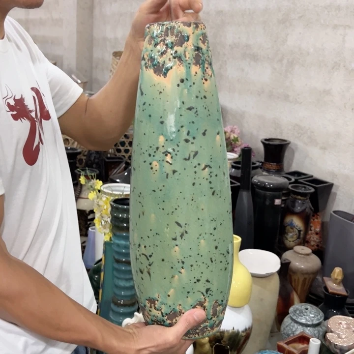 摆件高50口6公分微瑕捡漏底部有孔