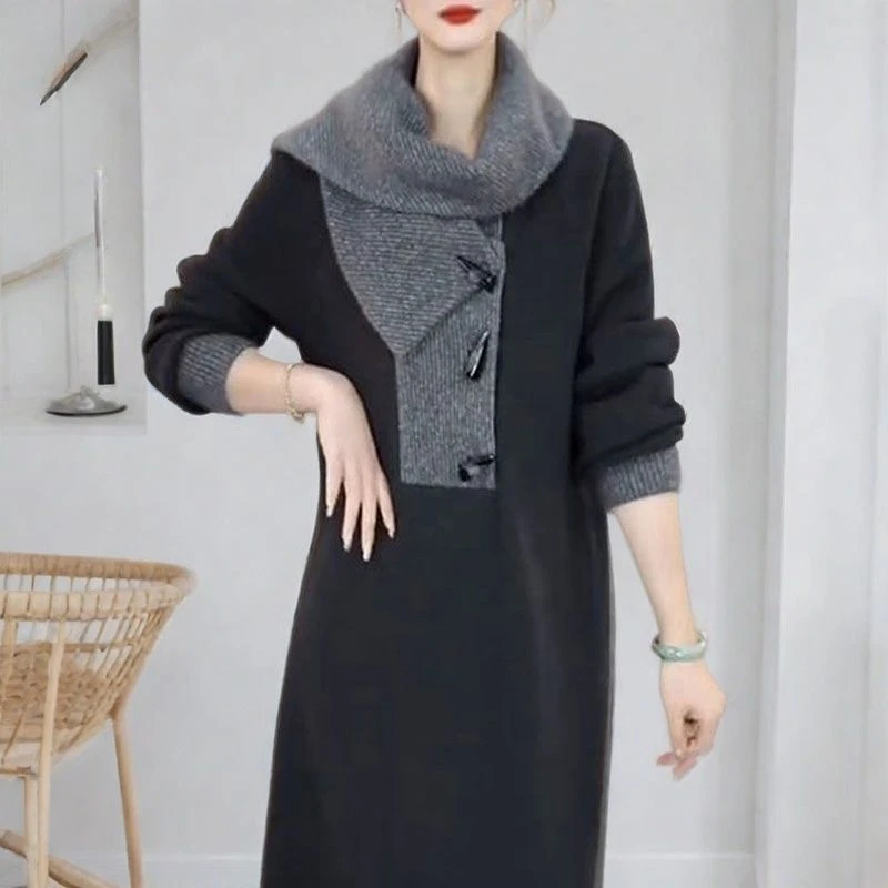 2024秋冬新款时尚设计收腰显瘦连衣裙女气质高级感围巾领打底裙子