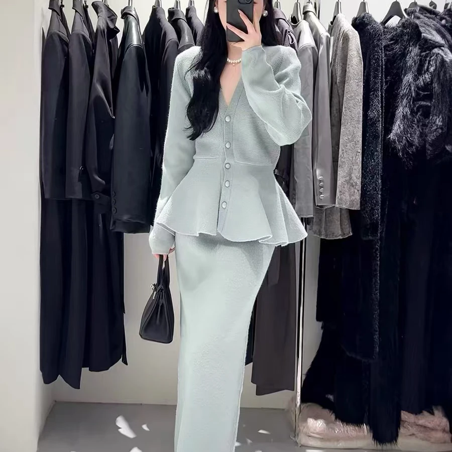 秋季搭配一整套女2024新款韩剧小香风收腰毛衣鱼尾半身裙两件套装