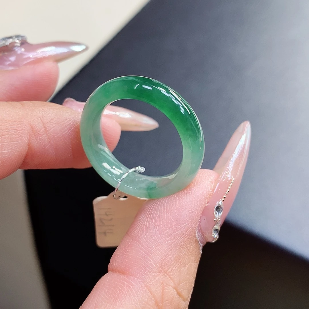 翡翠戒指未镶嵌18号