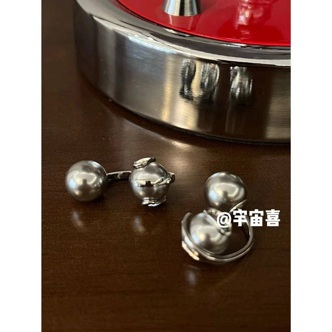 铜合金仿珍珠耳饰 B3-042【前后灰贝珠cd小勺子一体耳钉】