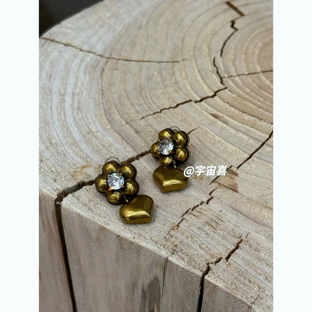铜合金锆石耳饰 C3-014【古金小花白色坠爱心锆石耳钉】