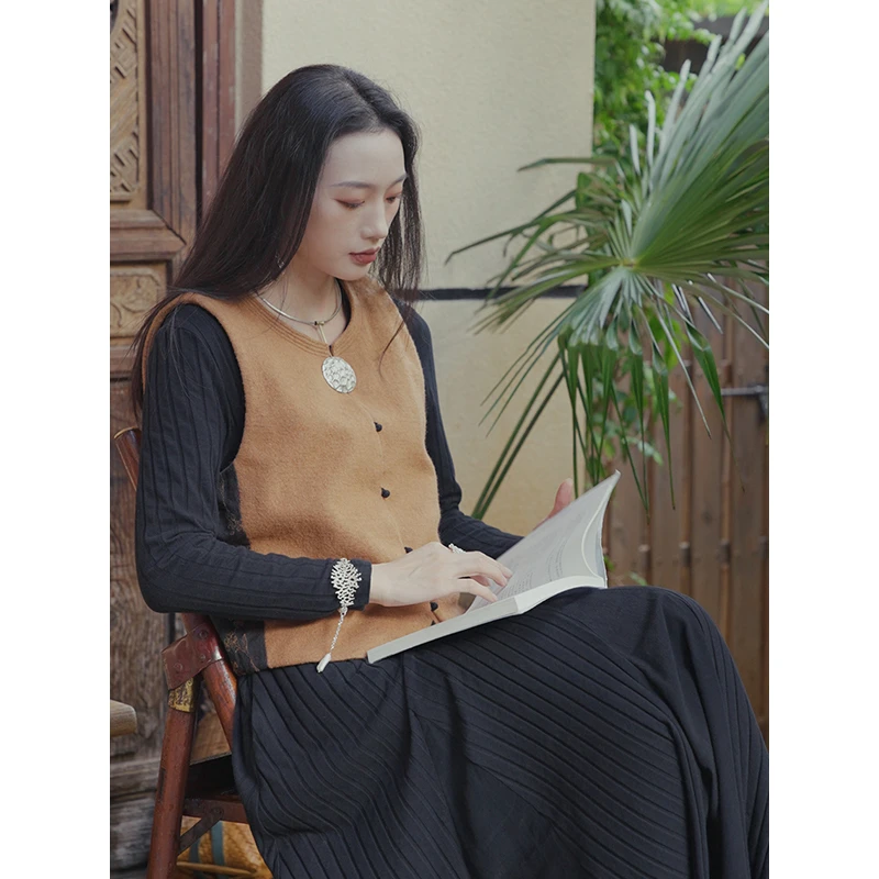 游尘女装/澈马甲