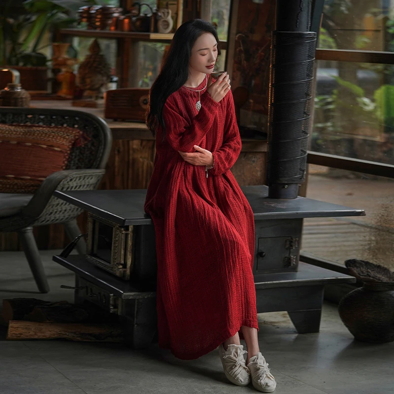 游尘衣物/骊歌连衣裙红色圆领时尚百搭休闲女款