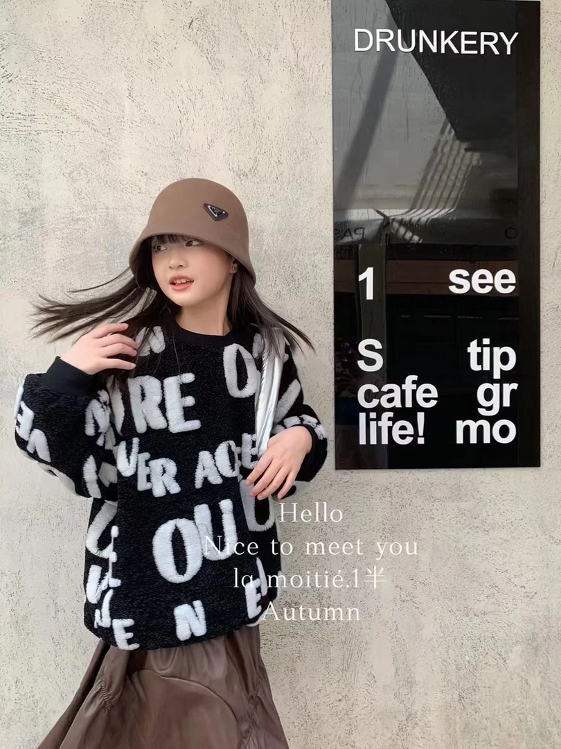 韩系大牌中性卫衣