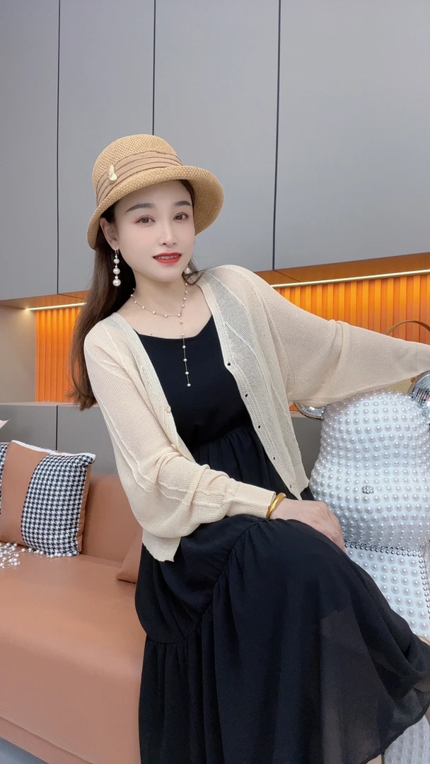 夏季蝙蝠袖空调衫宽松外搭披肩洋气薄款防晒纯色百搭长袖针织衫女