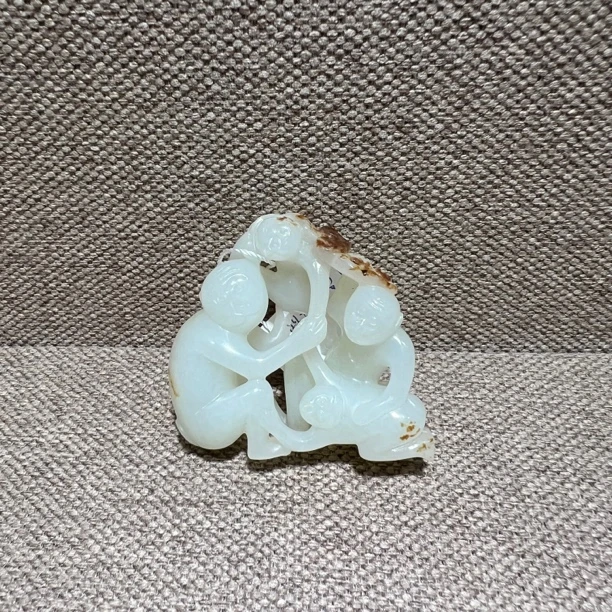 XHC-1198“四世同堂”和田玉 手把件 古董｜收藏