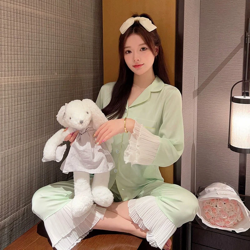 春秋季网红睡衣女秋季新款蕾丝清新淡绿色感爆款可外穿优雅风套装