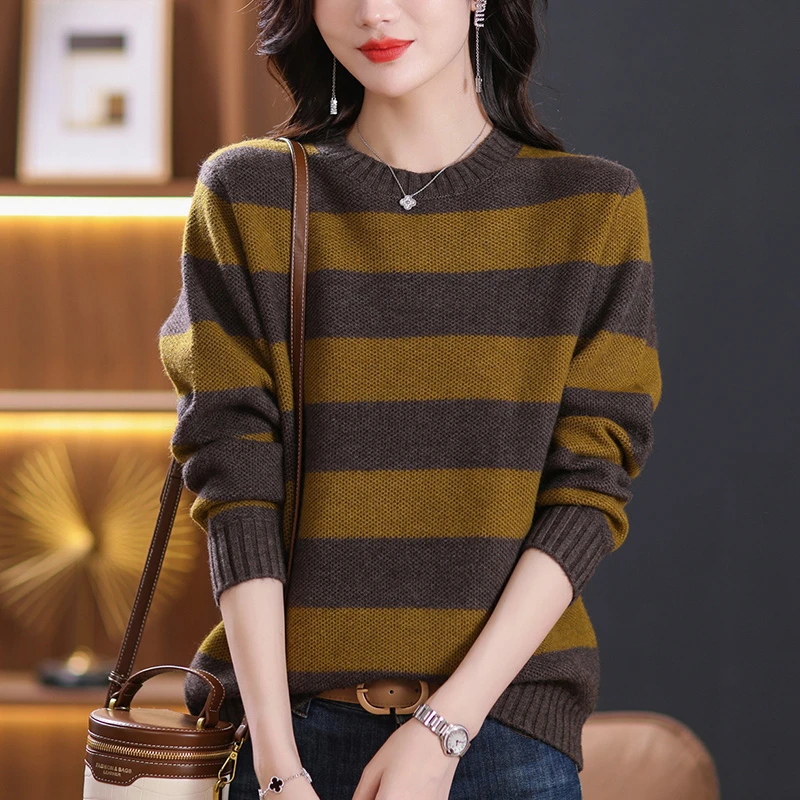 胖mm秋冬大码条纹针织衫女减龄显瘦毛衣200斤宽松洋气遮肉打底衫