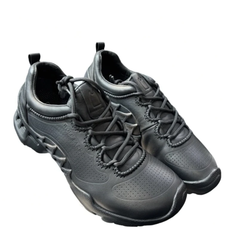 广州狼耳激光打孔升级版探索男士休闲鞋舒适时尚透气百搭户外