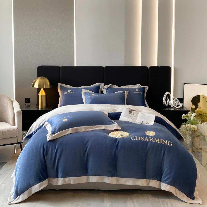 2023新款高克重高密纯色双拼绣花牛奶绒四件套床品