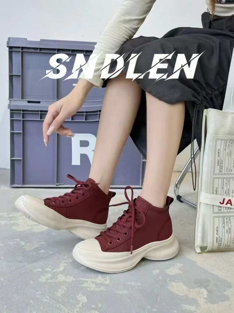 行多丽2024秋季新款厚底高帮鞋女韩版百搭松糕软底休闲板鞋