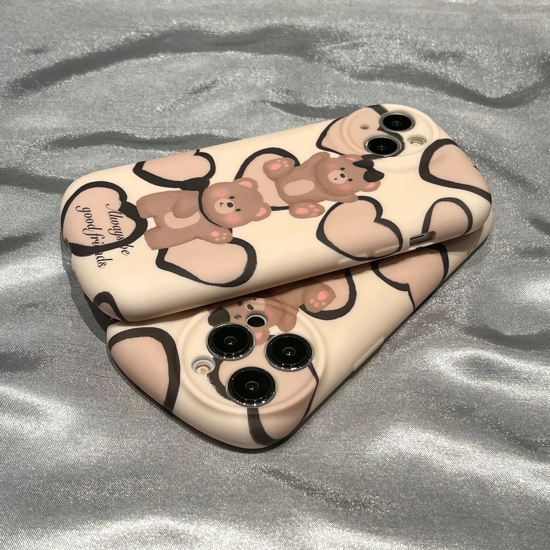 卡其超萌爱心小熊适用iPhone14Promax手机壳苹果13磨砂水贴12硅胶