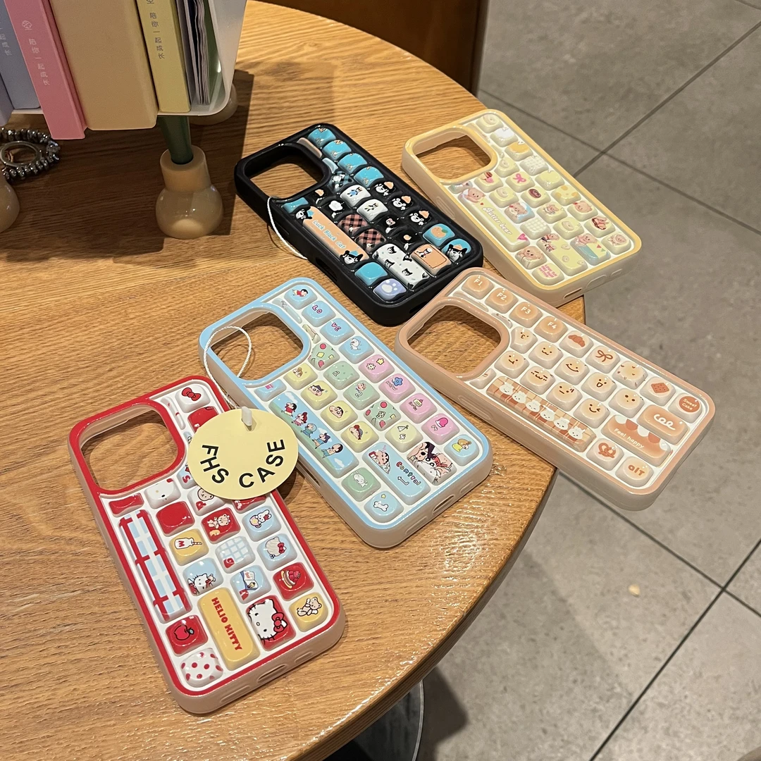 飞虎胜立体键盘小新凯蒂适用iPhone16/15黄油熊14/13/12/11手机壳