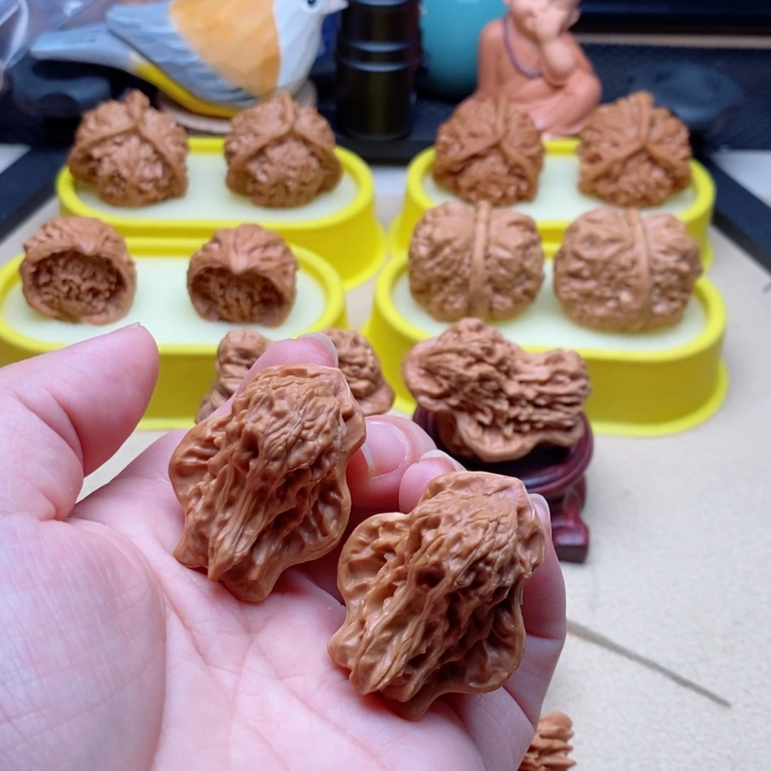 文玩核桃把件磕*文玩核桃