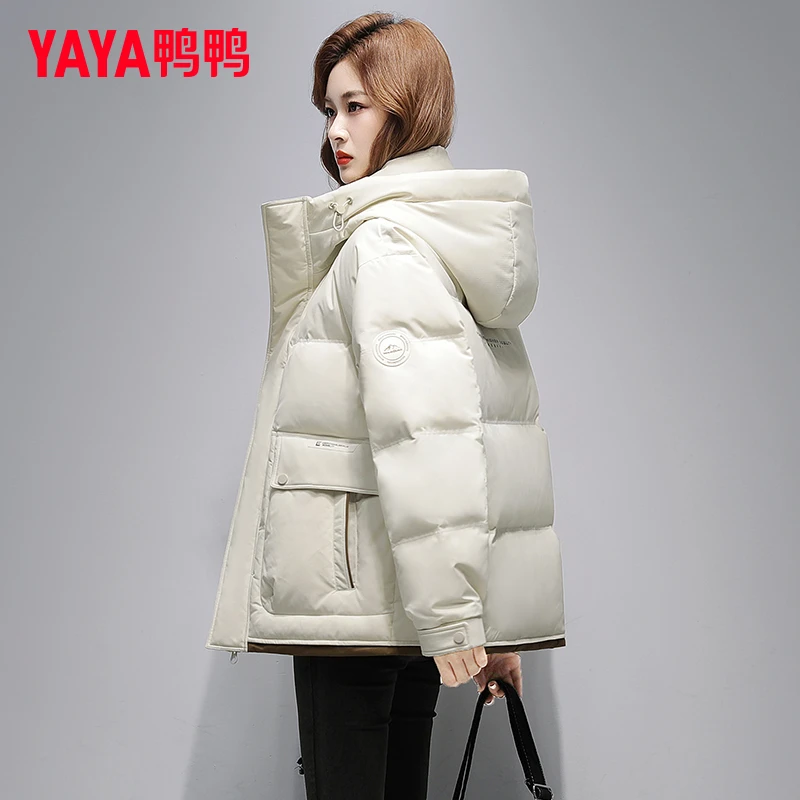 鸭鸭羽绒服女2024新款冬季短款小个子运动风时尚连帽休闲保暖外套