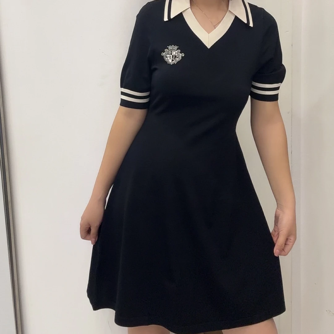 JYBD伊力特夏季凉感粘纤气质黑色收腰时尚优雅连衣裙