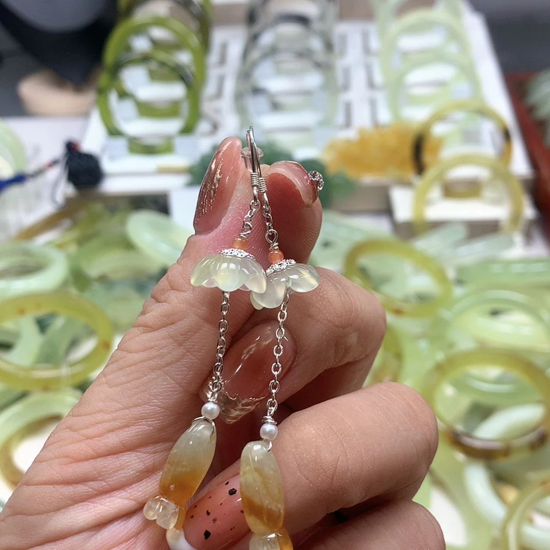【闪购商品】蛇纹石玉手镯未镶嵌玄**成