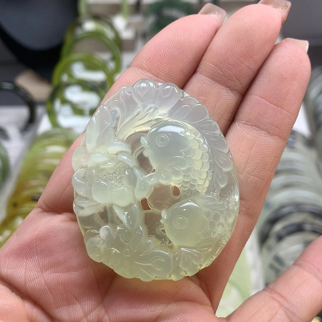 【闪购商品】蛇纹石玉手镯未镶嵌香****)