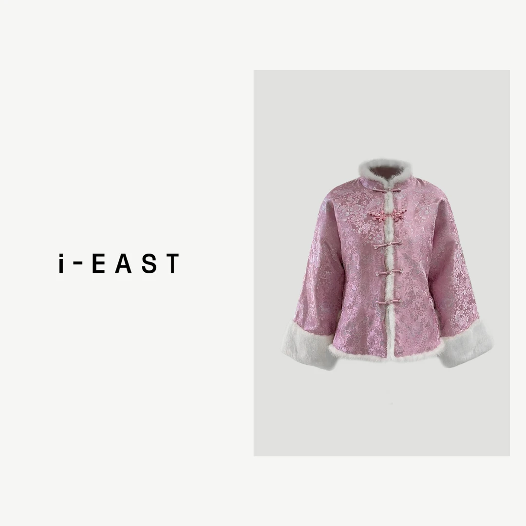 i-EAST 簪花晓梦~新中式提花手工盘扣毛毛外套-3D WT41506