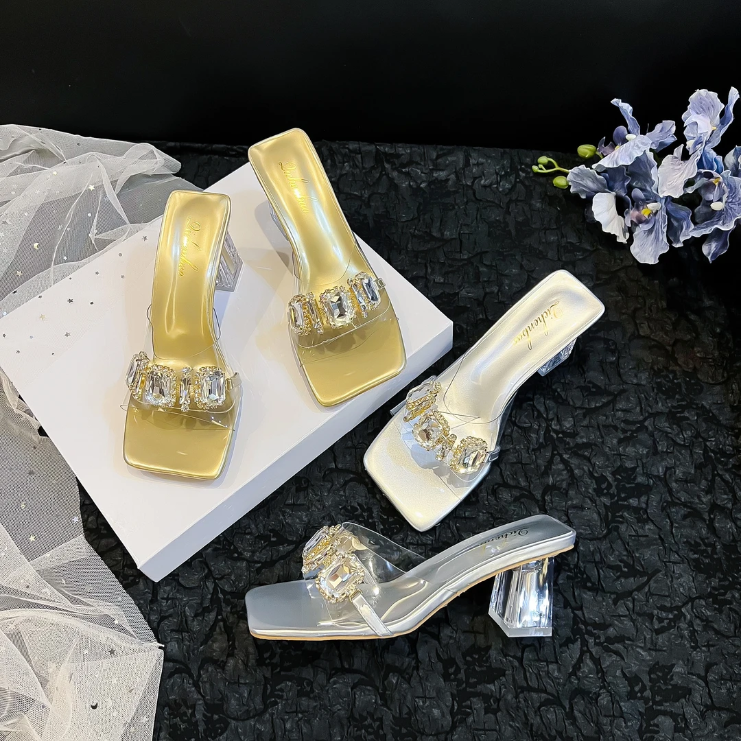 方头高跟鞋女款凉鞋2025年夏新款粗跟透明水晶跟配裙子清凉拖鞋