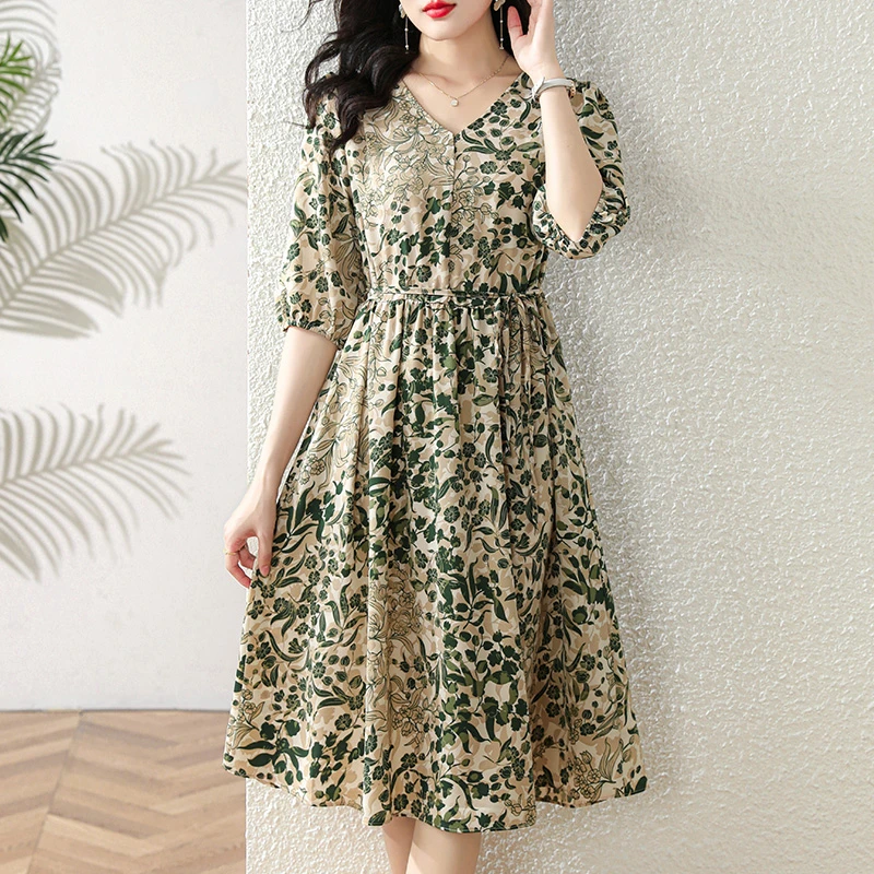 新款时尚气质显瘦连衣裙女夏季中长款收腰碎花裙子J2449