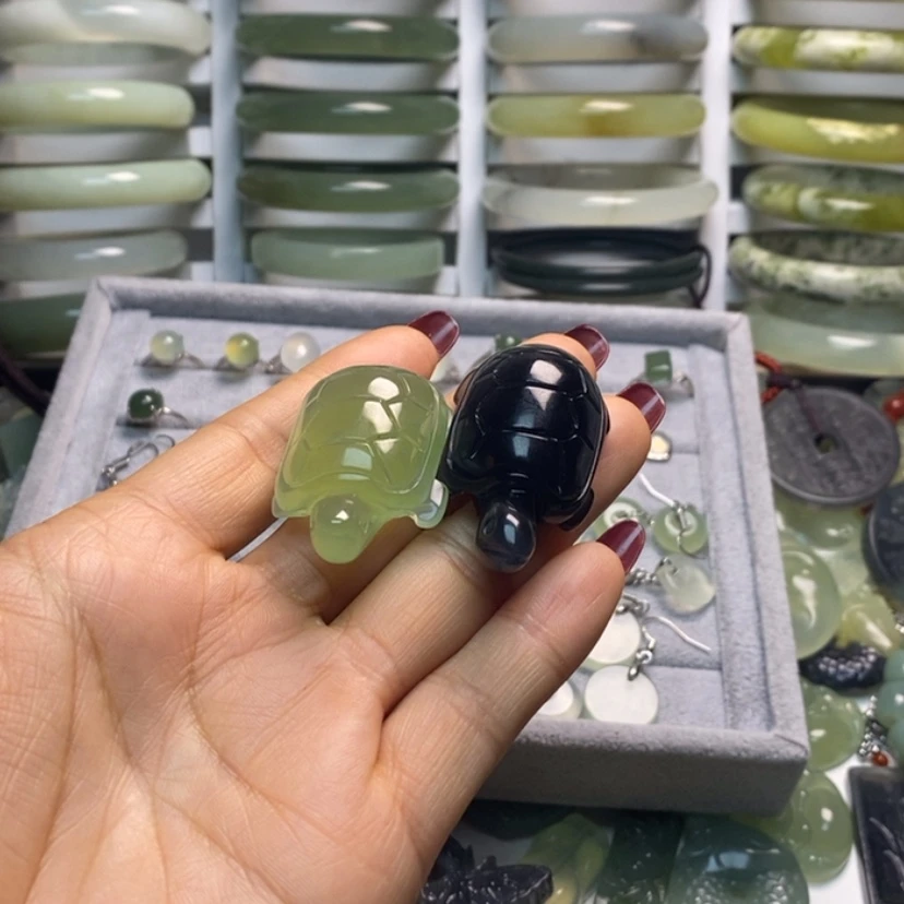 【闪购商品】岫玉颈饰未镶嵌.***°