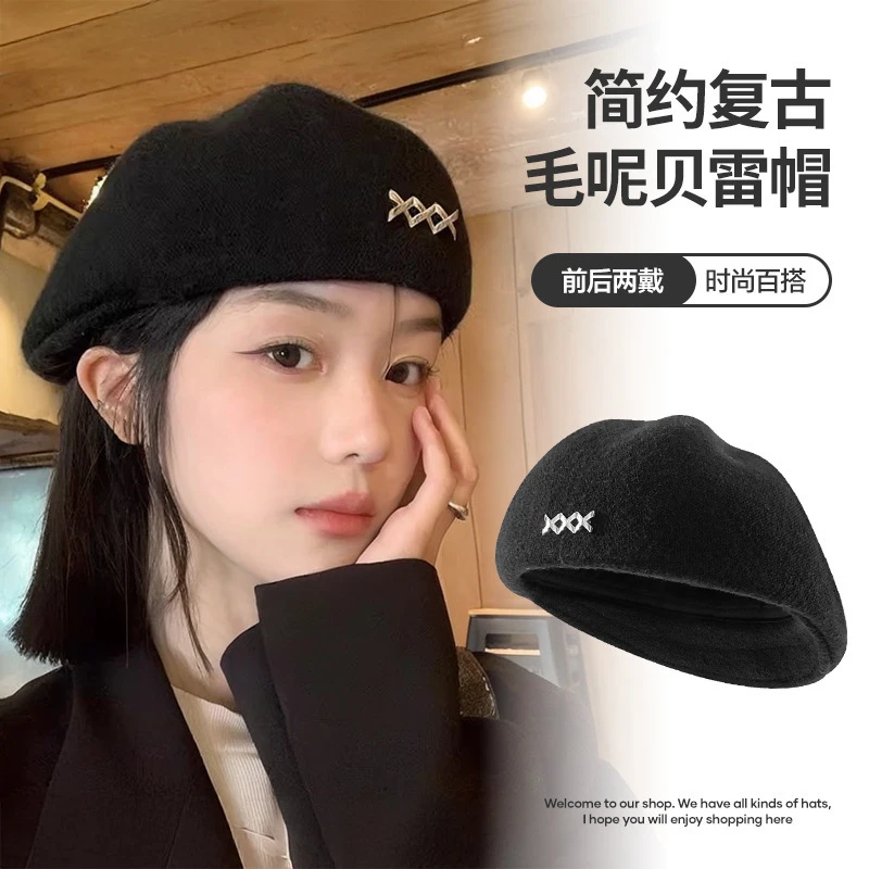秋冬新款金属标贝雷帽子女大头围显脸小反戴毛呢前进帽日系画家帽